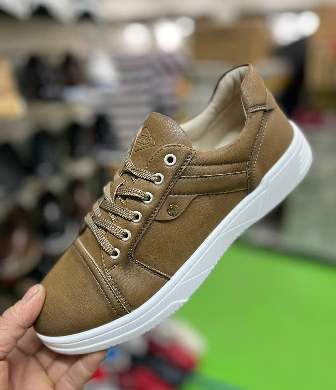 ,бежевые кроссовки мужские,низкие кроссовки,кроссовка мужской,повседневная