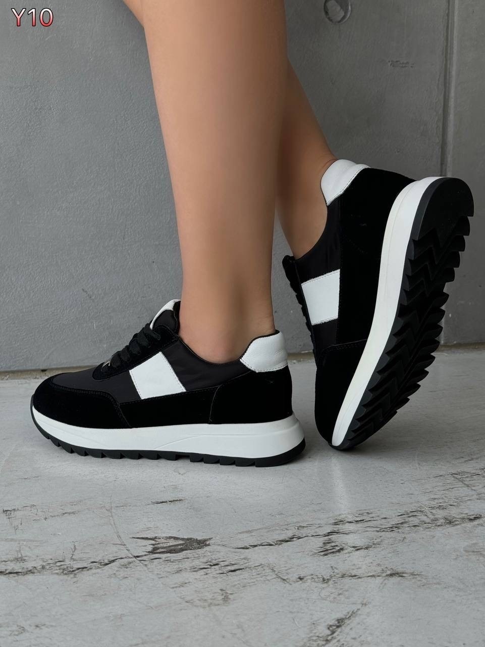 кроссовки женскиe,,черные женские кроссовки,кроссовки для женщин,кроссовки стильные