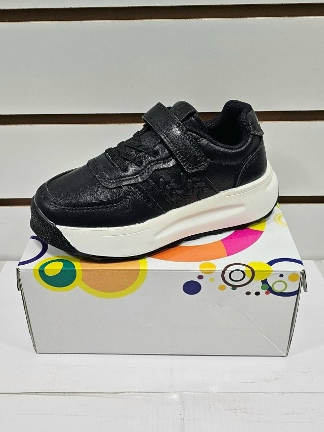 ,детские кроссовки,кроссовка детская,кроссовки мальчику,школьные кроссовки