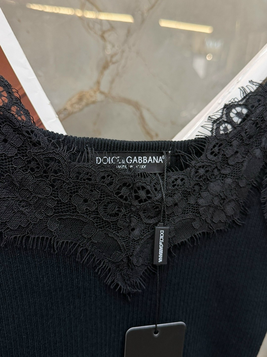 майка с кружевами,топ с кружевом,топ женский,женская майка,топ с кружевной отделкой