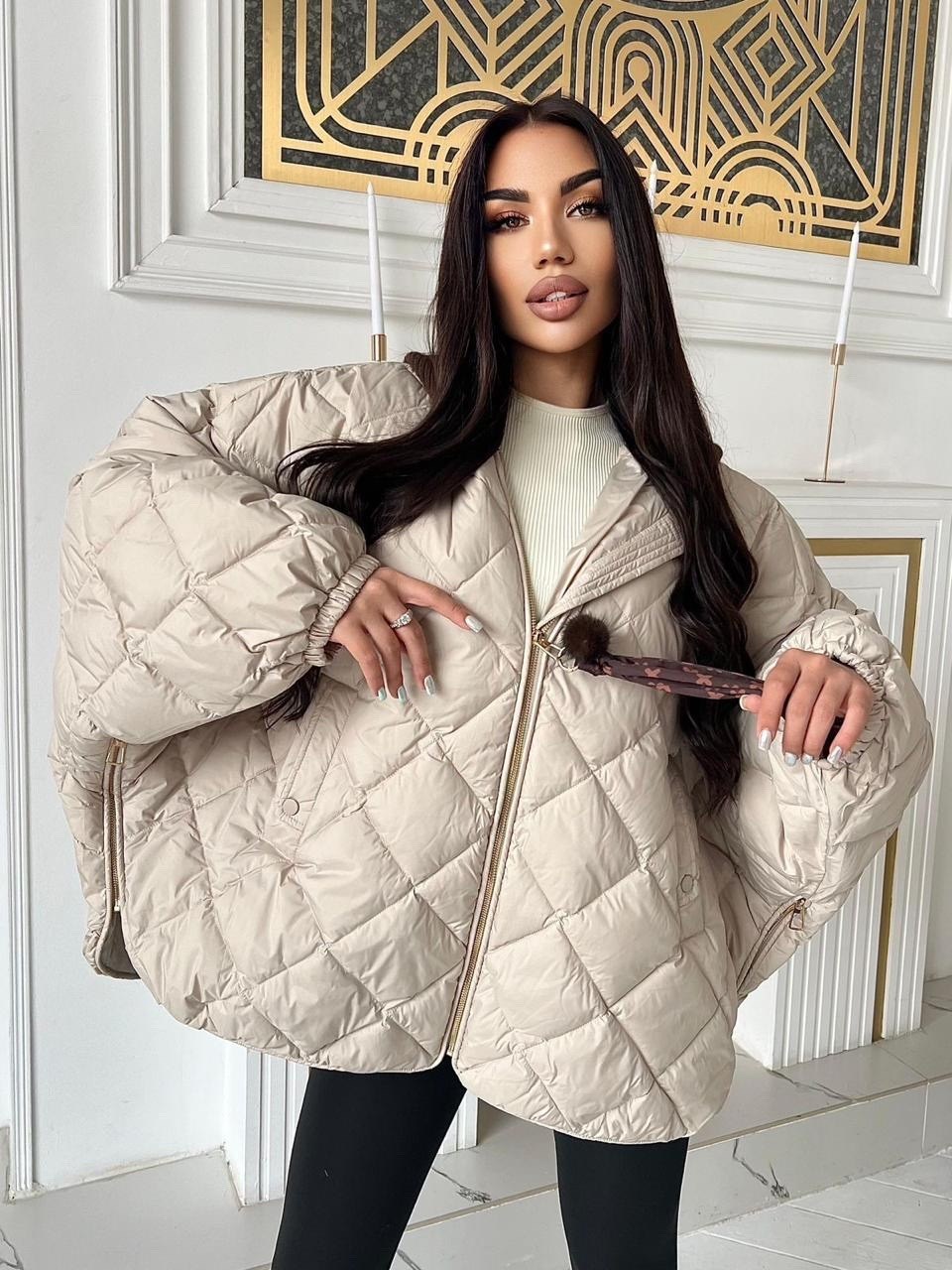 куртка стеганая оверсайз с капюшоном okxana utova brand,стильные куртки,стеганый пуховик,куртка оверсайз,куртка женская
