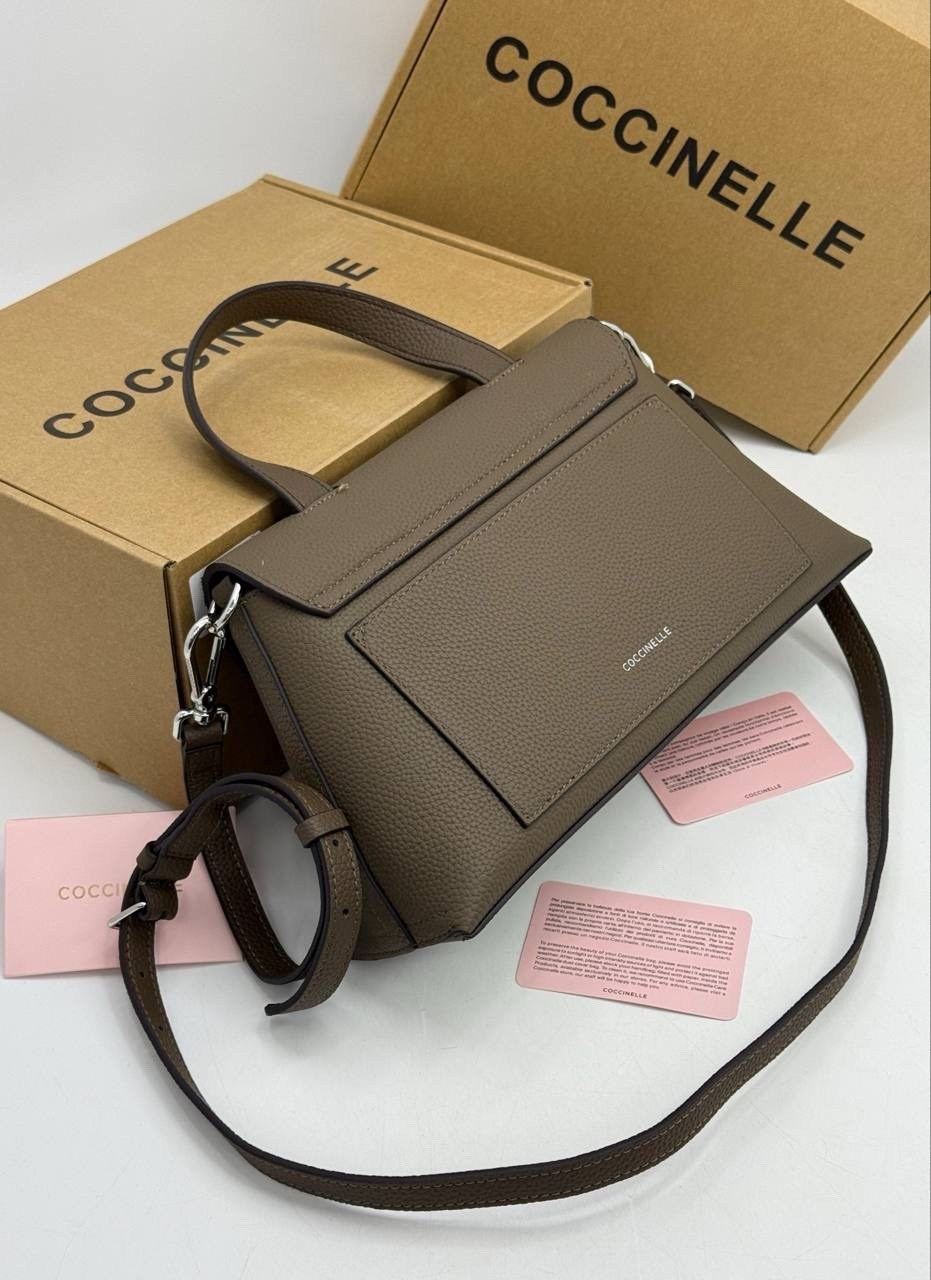 сумка coccinelle,сумка женская coccinelle fd0 18 01 01 коричневый,сумка женская coccinelle,сумка coccinelle coccinelle e1 d05 18 04 01,сумка coccinelle b14 mini пудровая