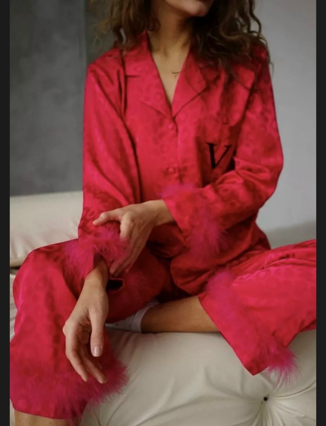 пижама шелковая с перьями,костюм красный,пижамные костюмы,женские костюмы,пижама с перьями