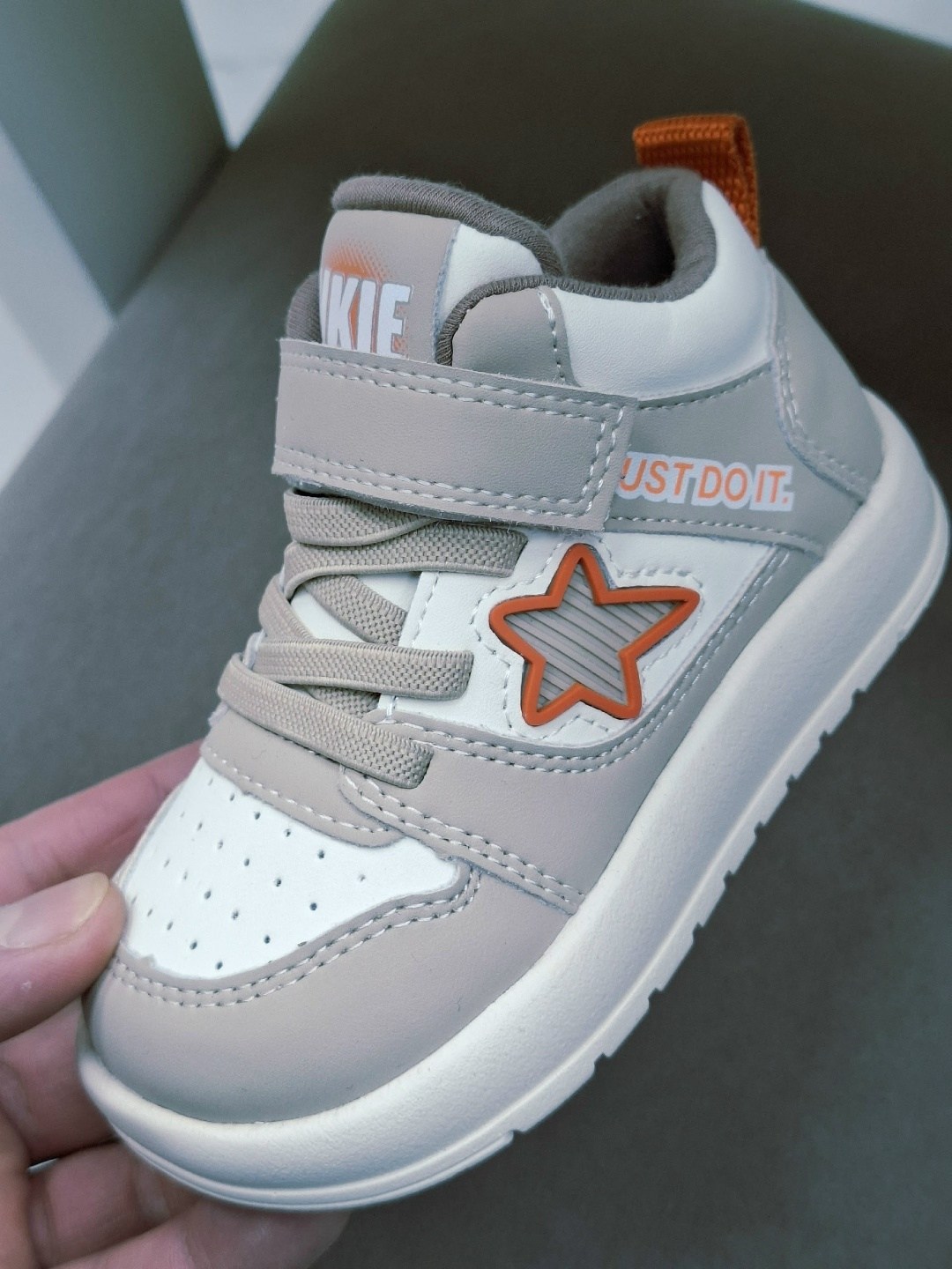 детская ,детские кроссовки,детские ботинки, для малышей, для мальчика