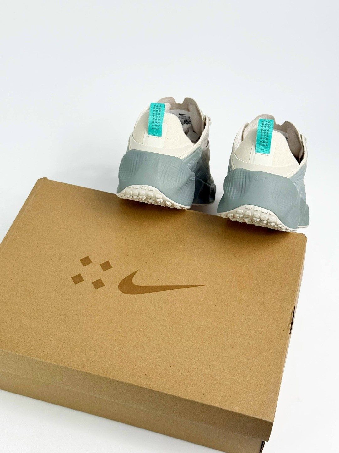 кроссовки,кроссовки bmai,женские кроссовки,кроссовки 361 градус lifestyle,спортивный