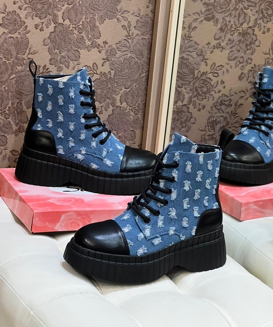 женские ботинки,,модные ботинки,женская ,полуботинки женские на танкетке