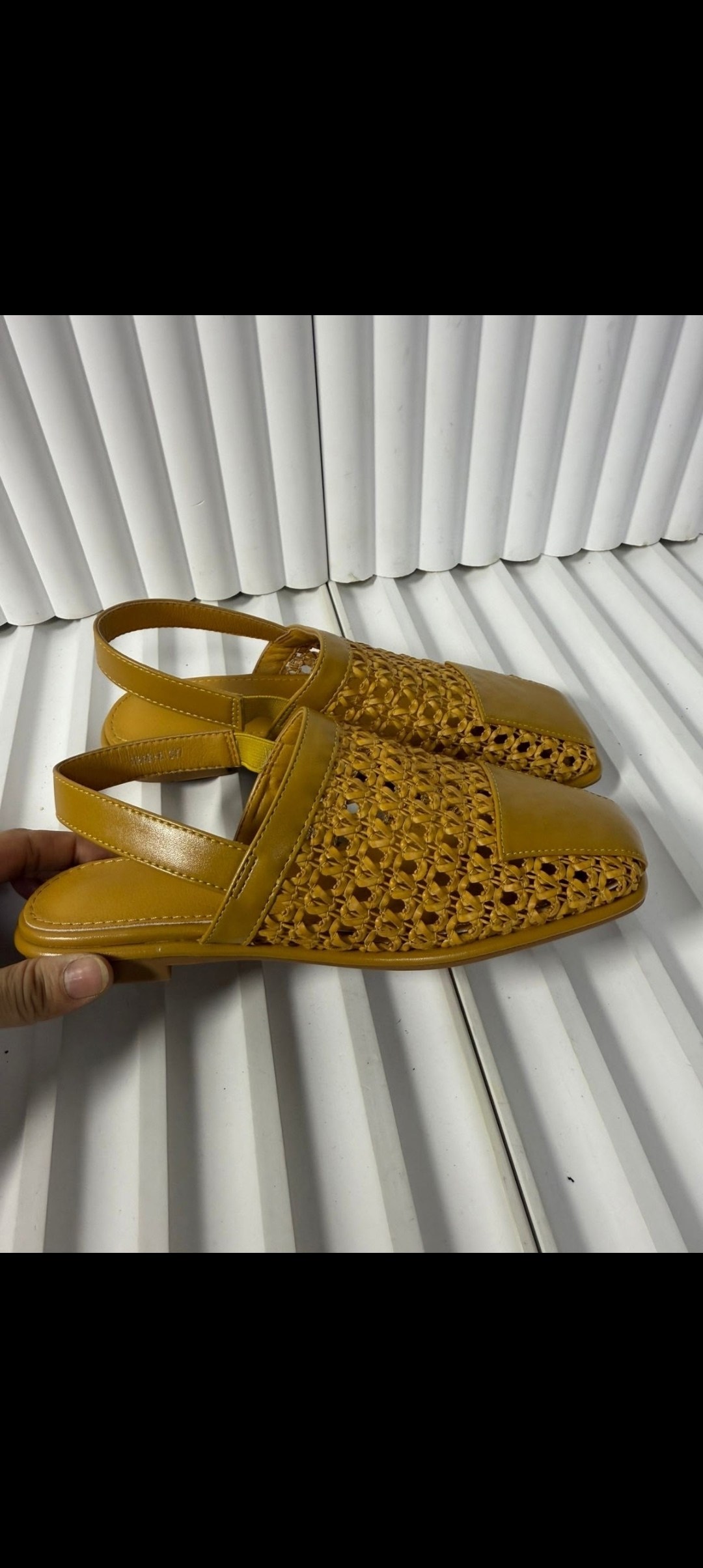 ,женские кожаные мюли hermes groupie белые,мюли hermes,белые кожаные мюли hermes oz,мюли женские