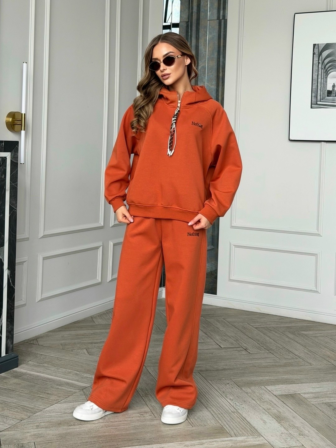 оранжевый спортивный костюм,оранжевый спортивный костюм женский,женский спортивный костюм,спортивный костюм,спортивный костюм селин
