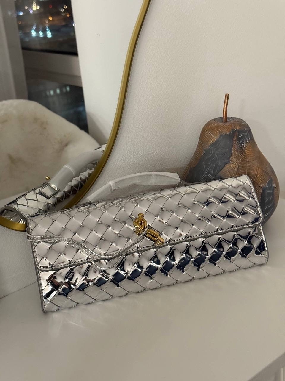 клатч bottega veneta клатч bottega veneta,клатч bottega veneta,bottega veneta сумки женские,bottega veneta сумка,кожаный клатч bottega veneta