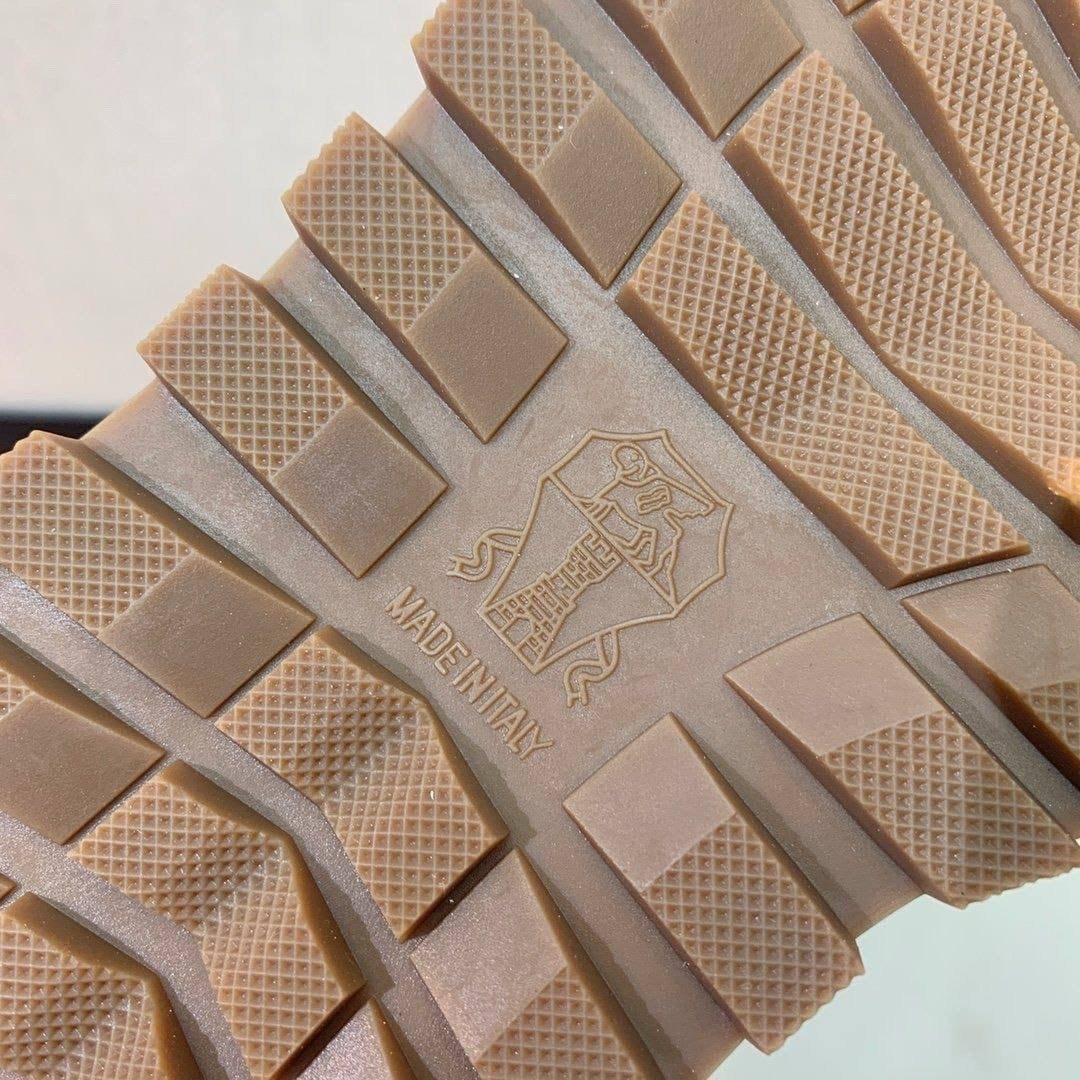 ,кроссовки brunello cucinelli,кроссовки женскиe,брендовые кроссовки женские,повседневные кроссовки