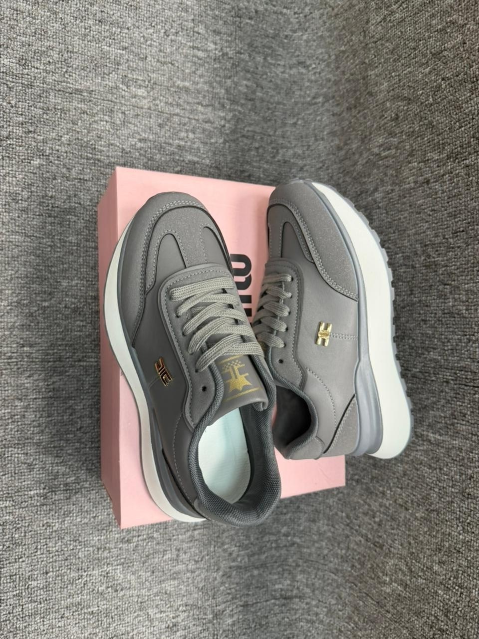 ,женские кроссовки,кроссовки tommy hilfiger,низкие кроссовки,кожаные кроссовки