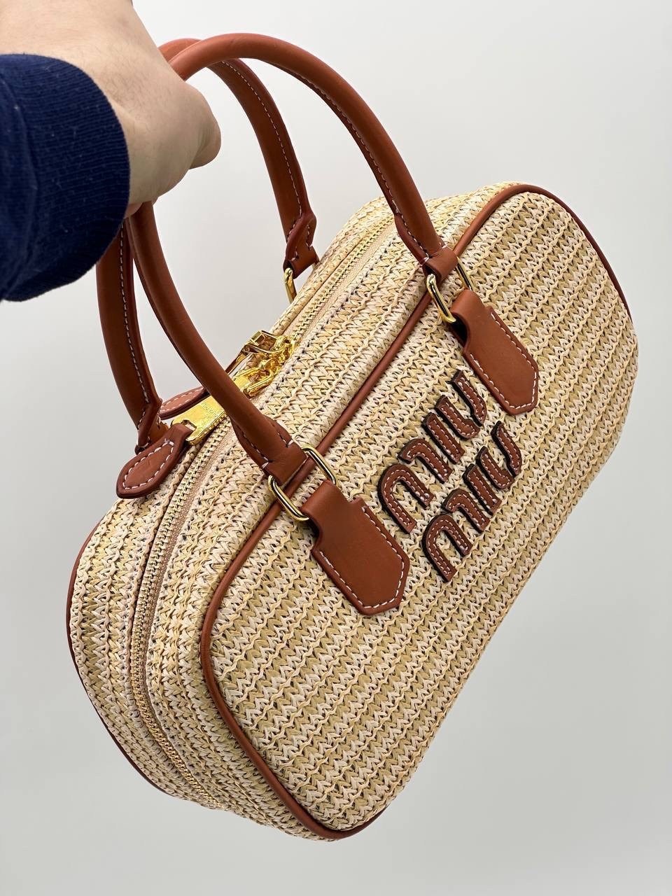 сумка miu miu,сумка,женская сумка miu miu,модная сумка,плетеная сумка