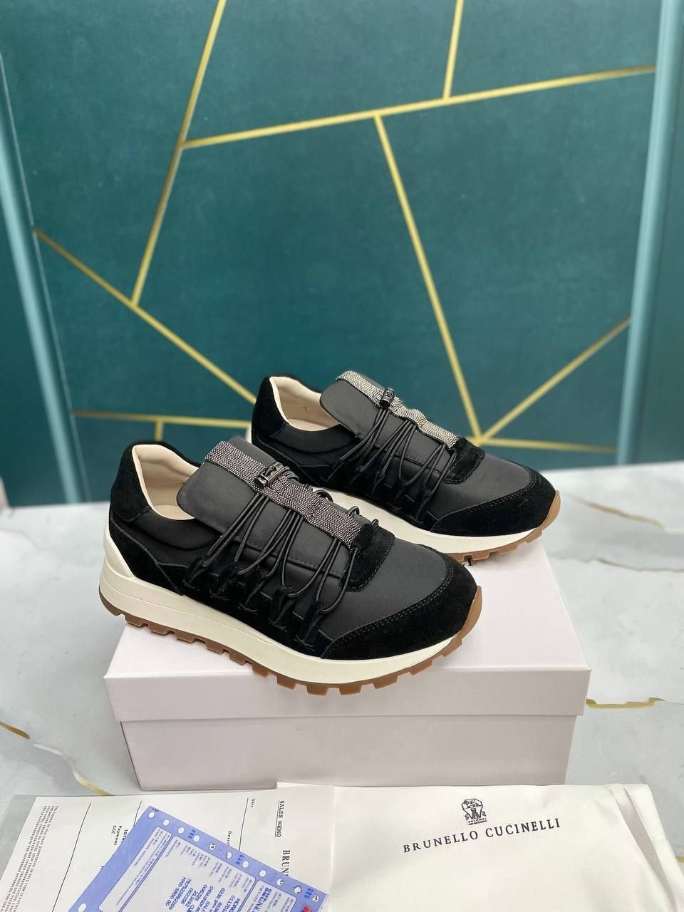 кроссовки brunello cucinelli замшевые,кроссовки brunello cucinelli,brunello cucinelli кроссовки женские,комбинированные кроссовки brunello cucinelli,кроссовки brunello cucinelli коричневый