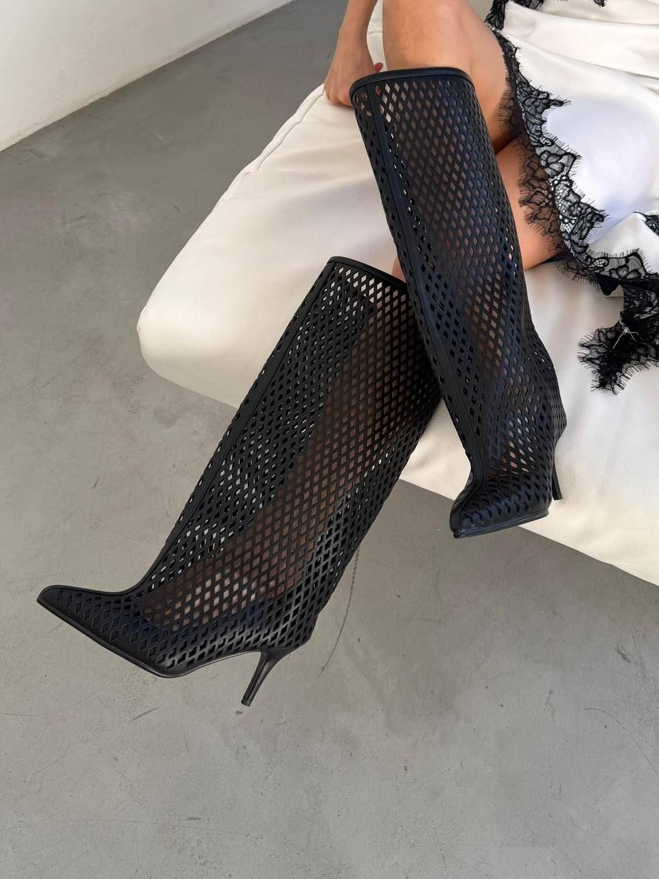 высокие сапоги,женские сапоги,модные сапоги,летние сапоги,черные сапоги