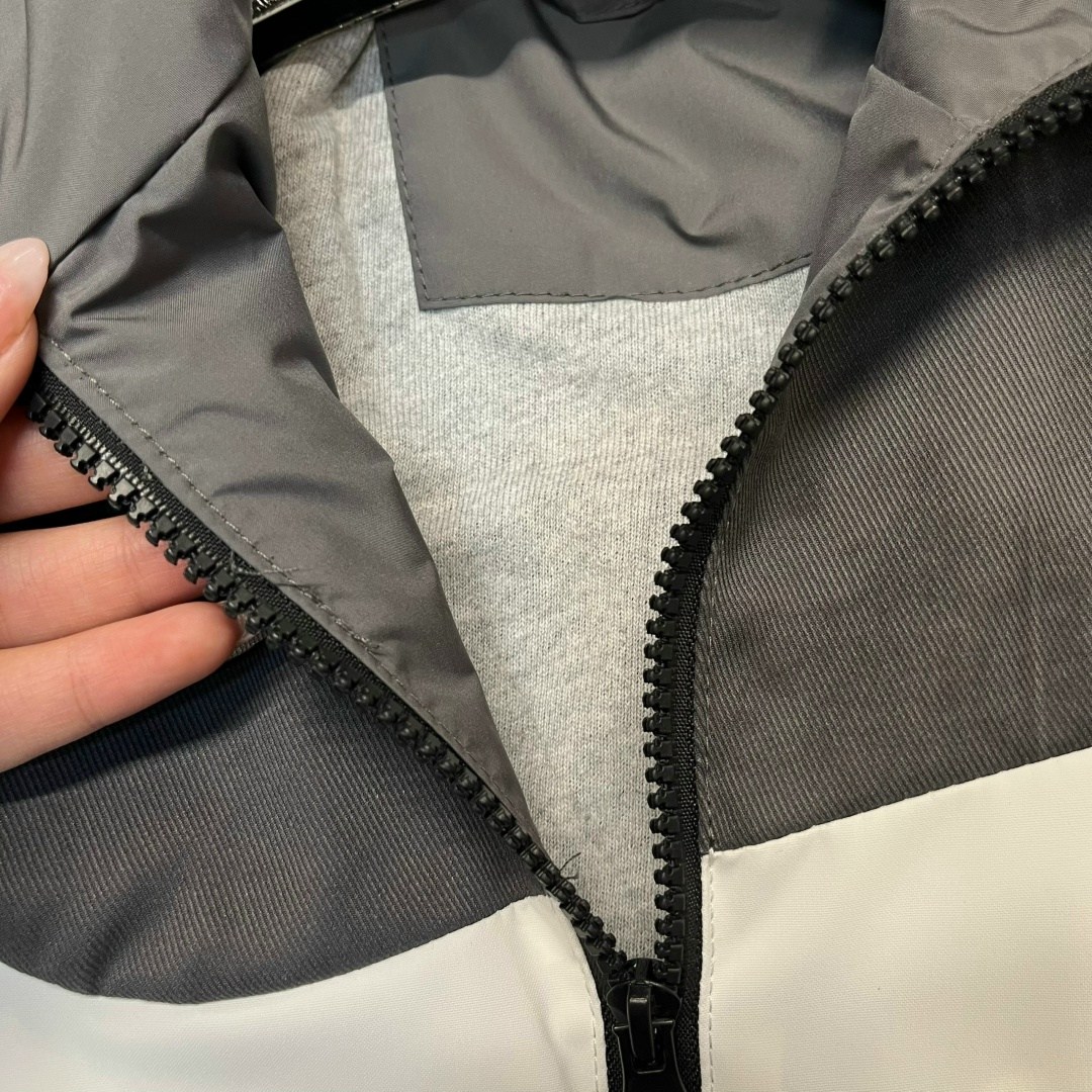 куртка,спортивная куртка,модная куртка,детская куртка,ветровка