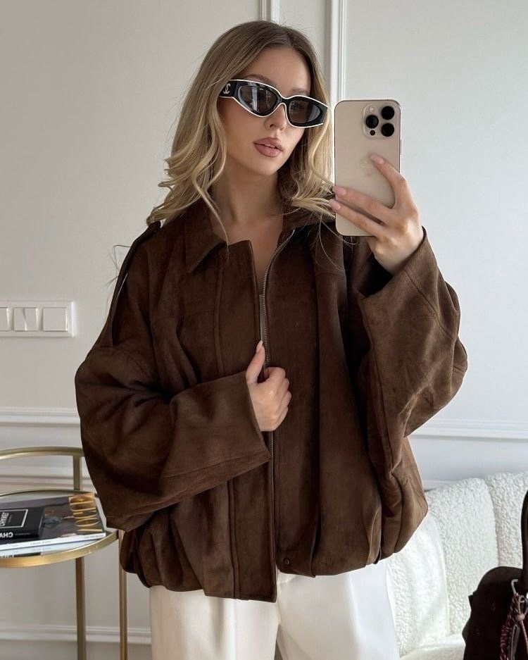 стиль оверсайз,повседневная куртка,оверсайз куртка,куртка замшевая бомбер оверсайз lancy,замшевая куртка