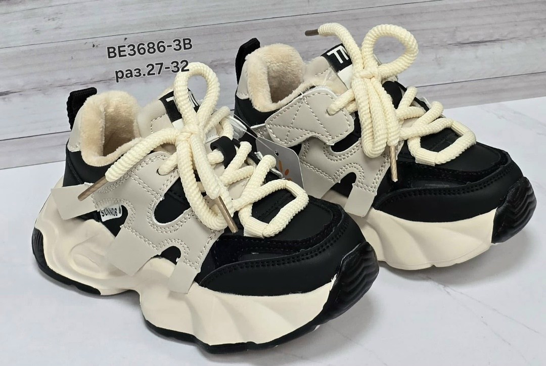 ,женские кроссовки,детские кроссовки,повседневные кроссовки,модные кроссовки