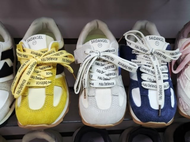 кроссовки женские,кроссовки повседневные,удобные кроссовки,спортивная ,кроссовки