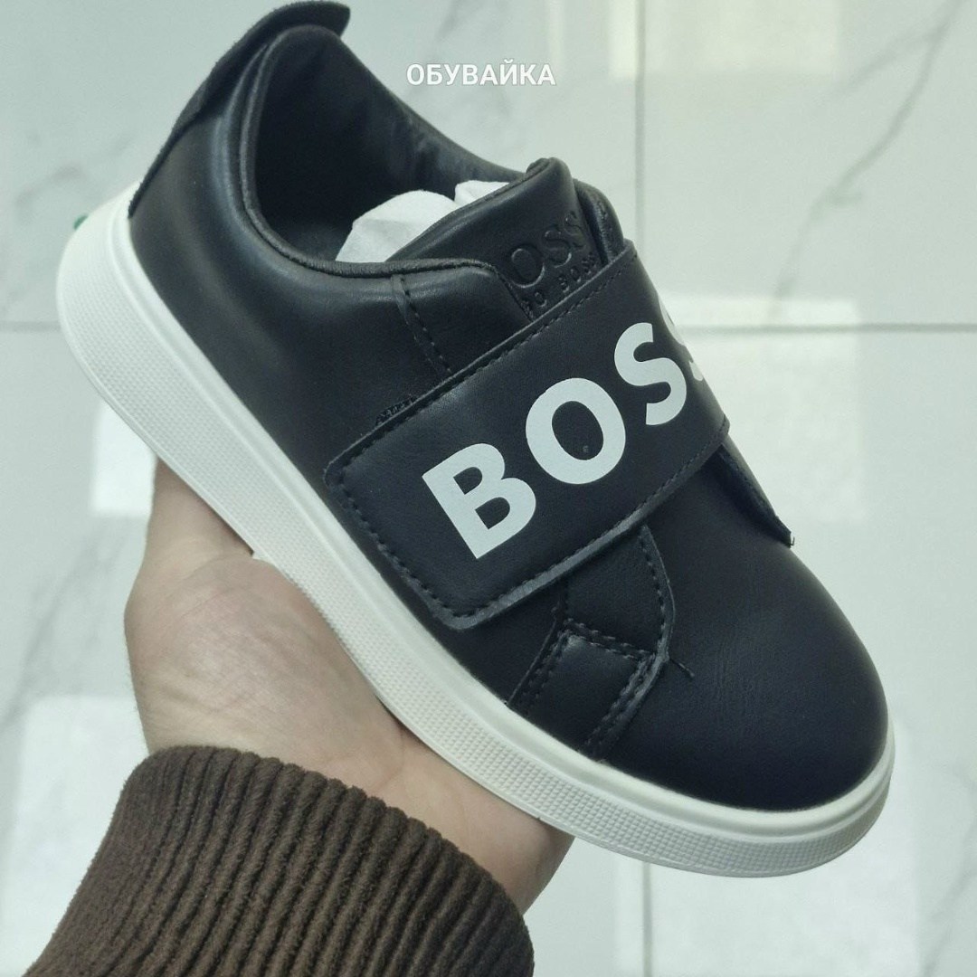 ,женские кроссовки,кроссовки брендовые,женская ,черные кроссовки