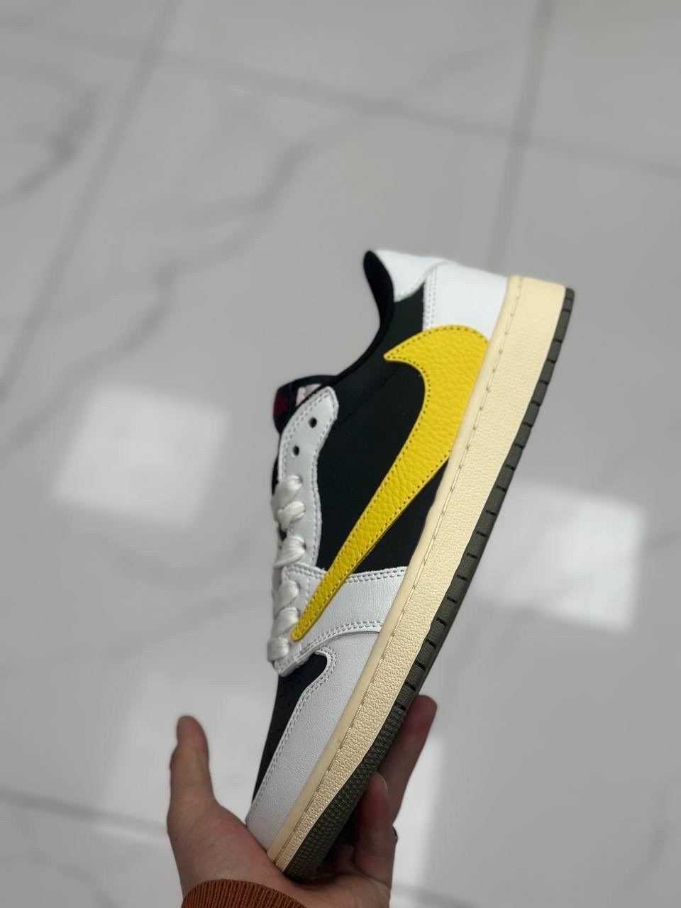 кроссовки nike air jordan 1 low,nike air jordan 1 low travis scott olive,кроссовки nike air jordan 1 low x travis scott,nike air jordan 1 low travis scott,air jordan 1 low travis scott