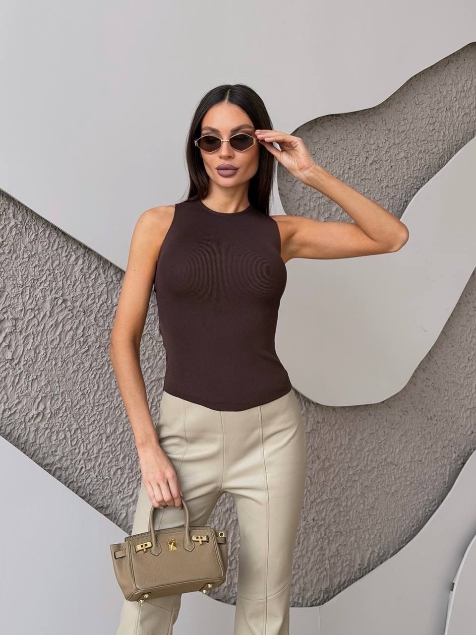 топ женский,женская майка,топ вязаный под пиджак,топ вязаный,женская базовая майка