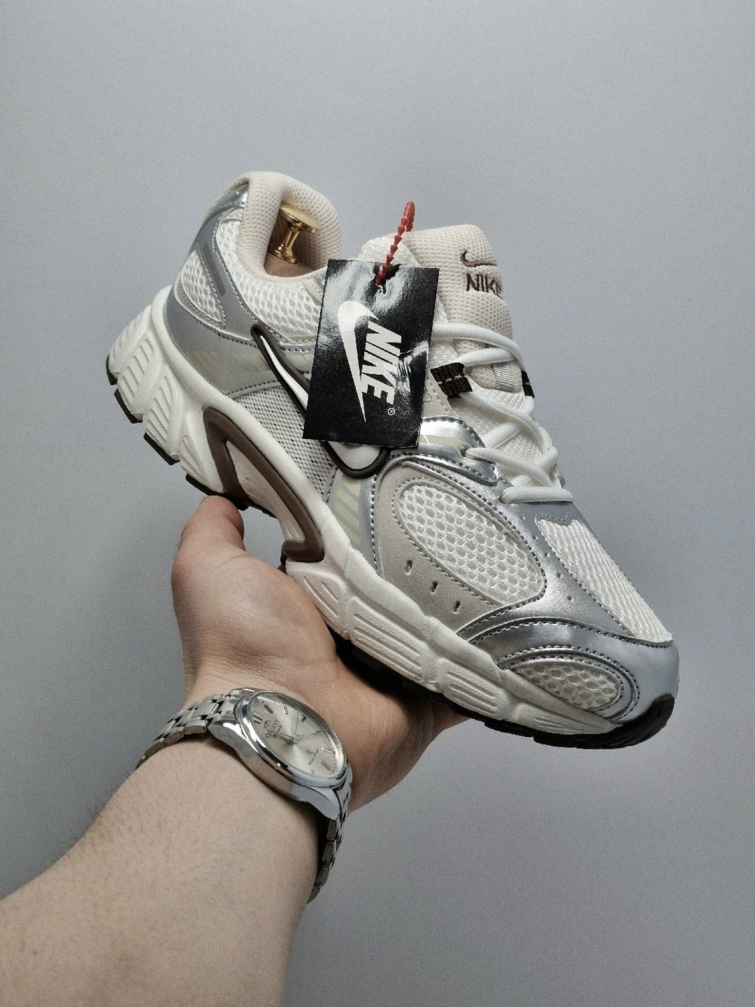 nike кроссовки,кроссовки v5 rnr nike,,кроссовки nike v5 rnr white black silver,кроссовки для мужчин