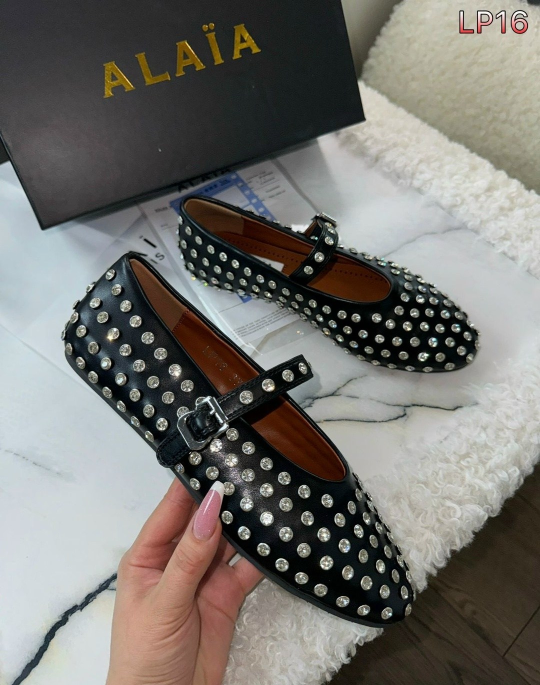 alaia балетки,,балетки кожаные,туфли со стразами для девочки,балетки