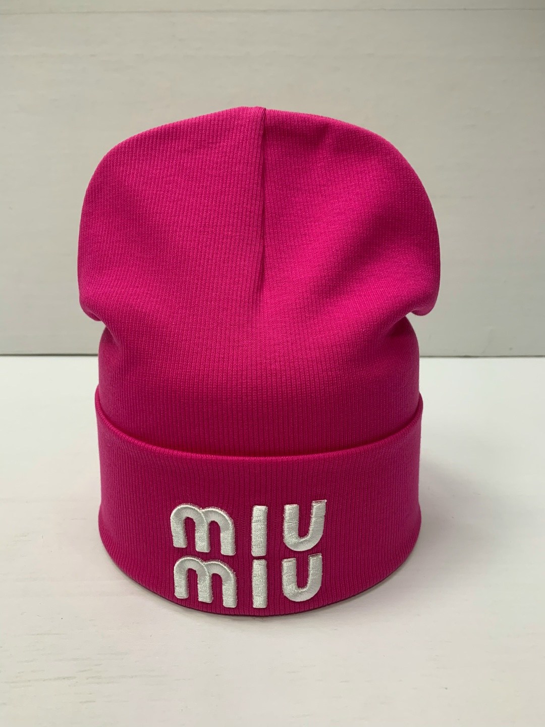 шапка miu miu,шапка,модная шапка,шапка шанель оригинал,вязаная шапка