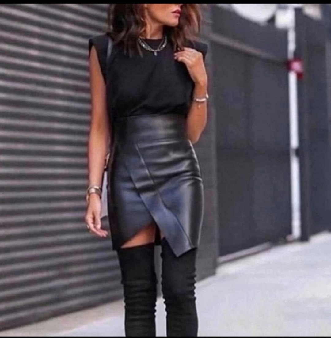 юбка эко кожа,накладной карман на кожаной юбке,юбка кожзам оджи,юбка из кожзама,кожаная юбка