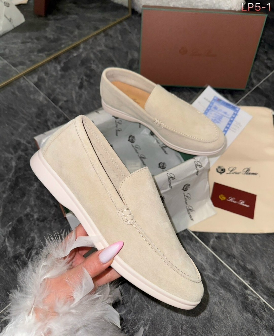 лоферы женские loro piana,лоферы loro piana,лоферы из натуральной замши loro piana premium shoes,лоферы loro piana светло-бежевый 40 ru (25.5cm),замшевые лоферы loro piana