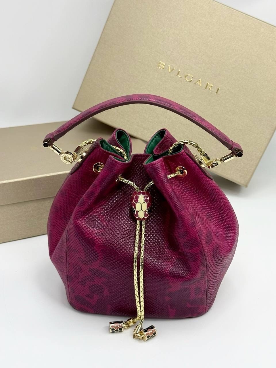 сумка,женская сумка,сумочка,сумка женская bvlgari,модная сумка