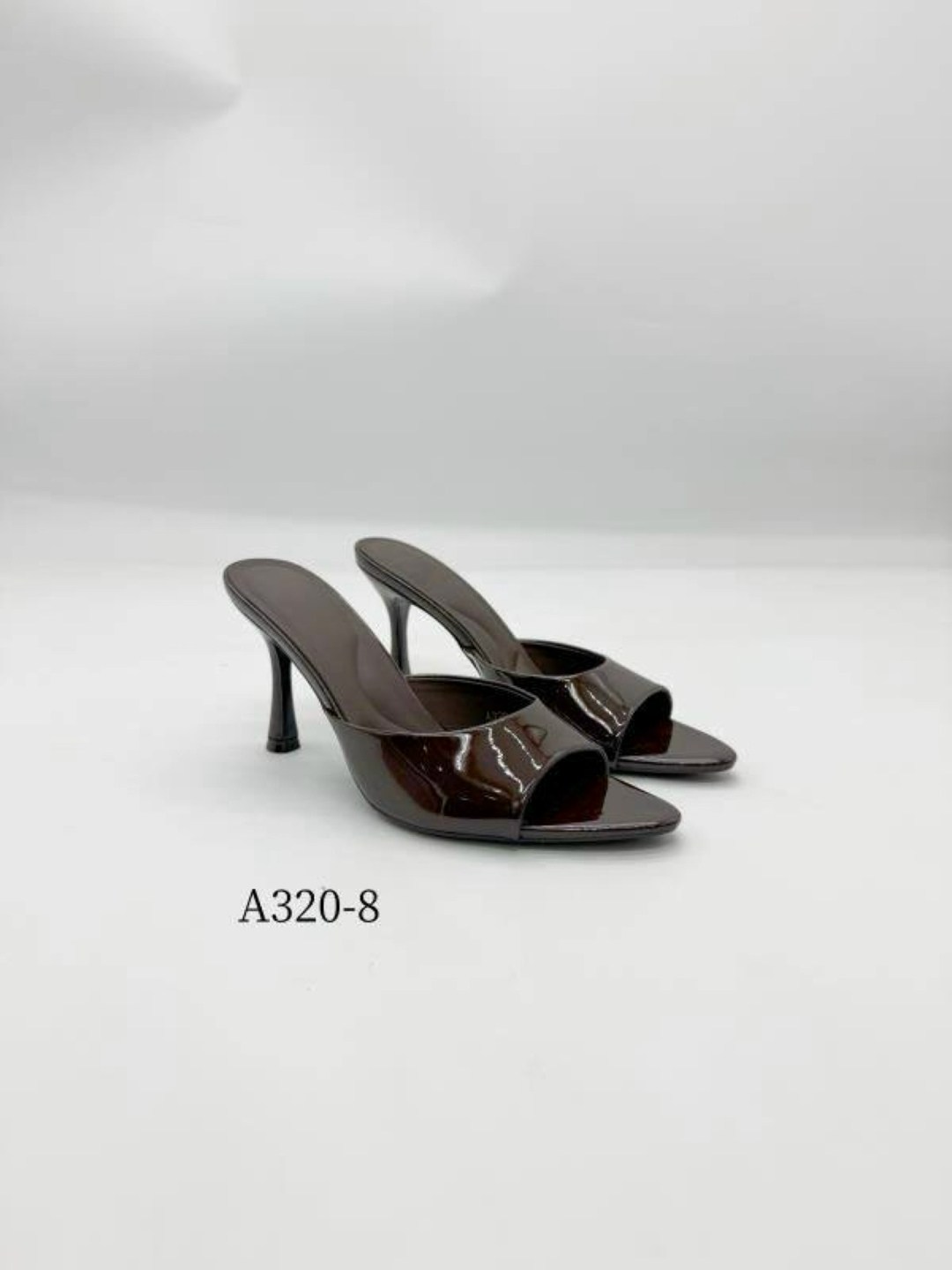 ,босоножки с ремешками,шлепанцы женские,женские босоножки,каблуки босоножки