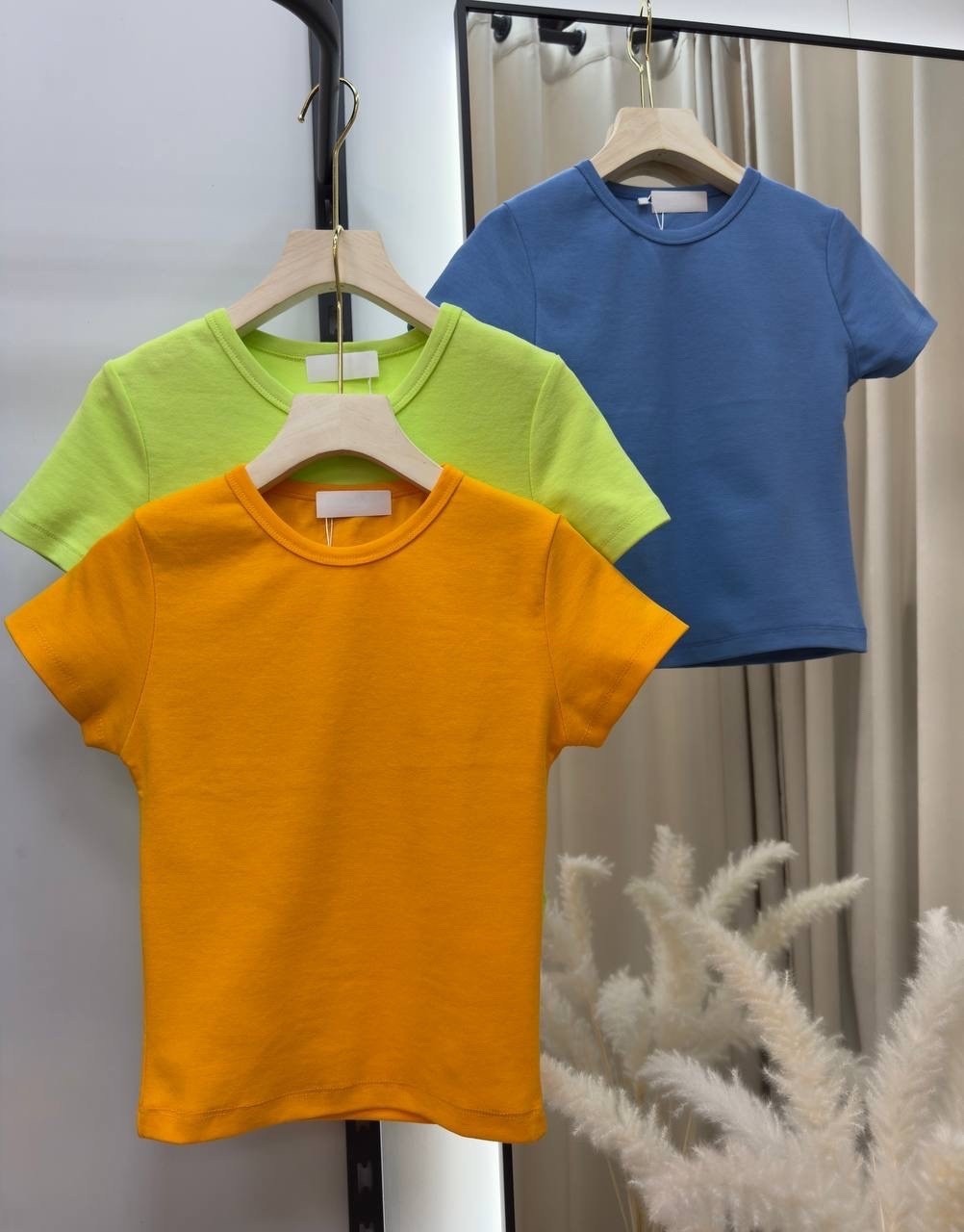 футболки женская,укороченная футболка,футболка топ,футболки женская оверсайз,футболки с коротким рукавом