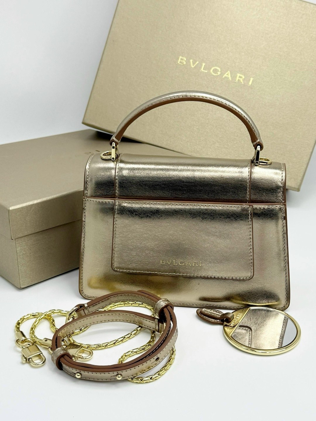 сумка bvlgari,bulgari serpenti сумки,женская сумка,классическая сумка,булгари сумка