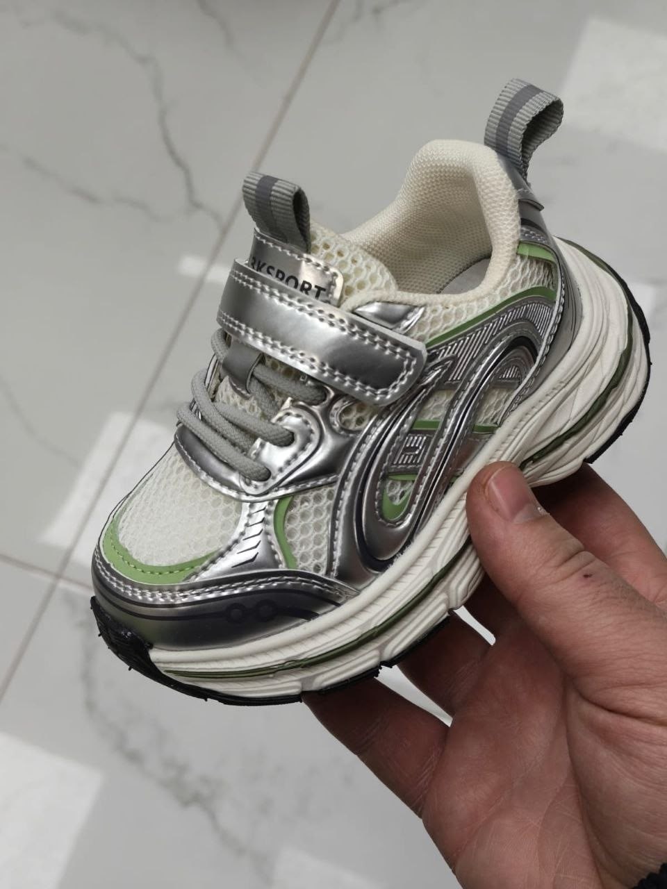 ,полуботинки для девочек,кроссовки детские,блестящие кроссовки детские,кроссовки для девочек