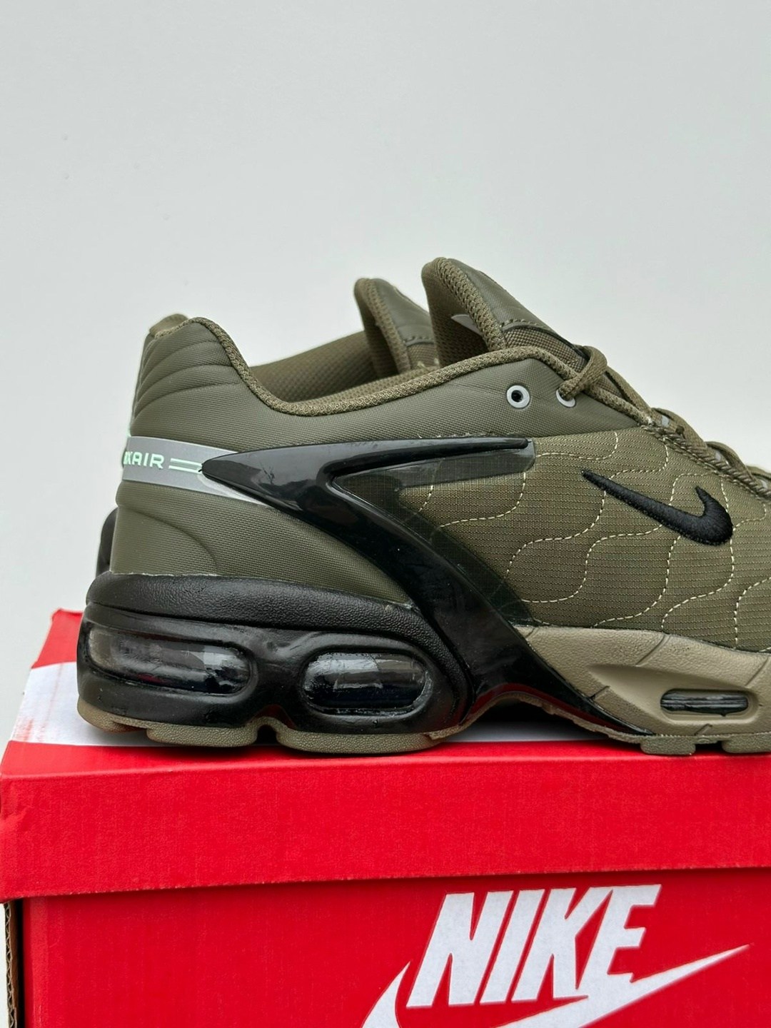 nike air max tailwind 5,nike air max tailwind v,nike air max plus tn,nike air max plus olive,кроссовки