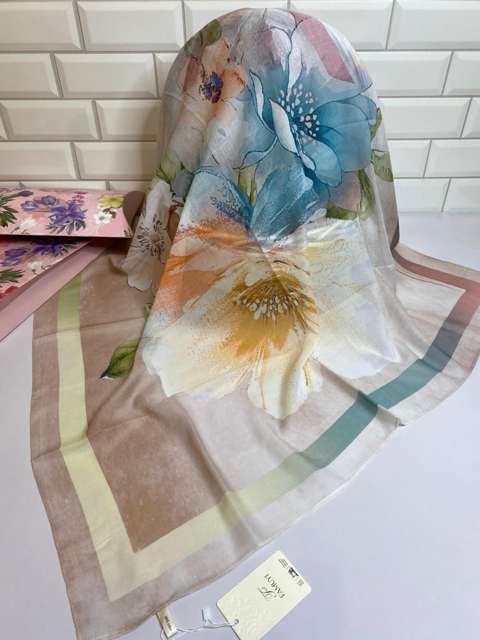 платок женский,палантин женский,платки шарф,красивый платок,платок женский с цветочным мотивом 110*110 см арт. 1090091