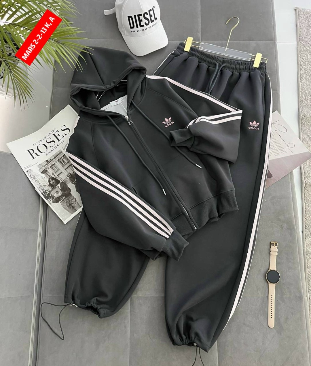 спортивный костюм адидас красный женский,красный костюм адидас ориджинал,спортивный костюм adidas,красный женский спортивный костюм adidas,спортивка адидас красная мужская