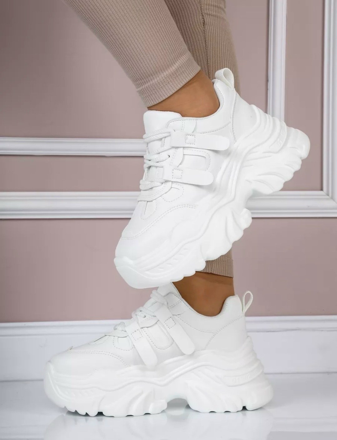 женские массивные кроссовки,кроссовки женские,,белые кроссовки,кроссовки на большой подошве