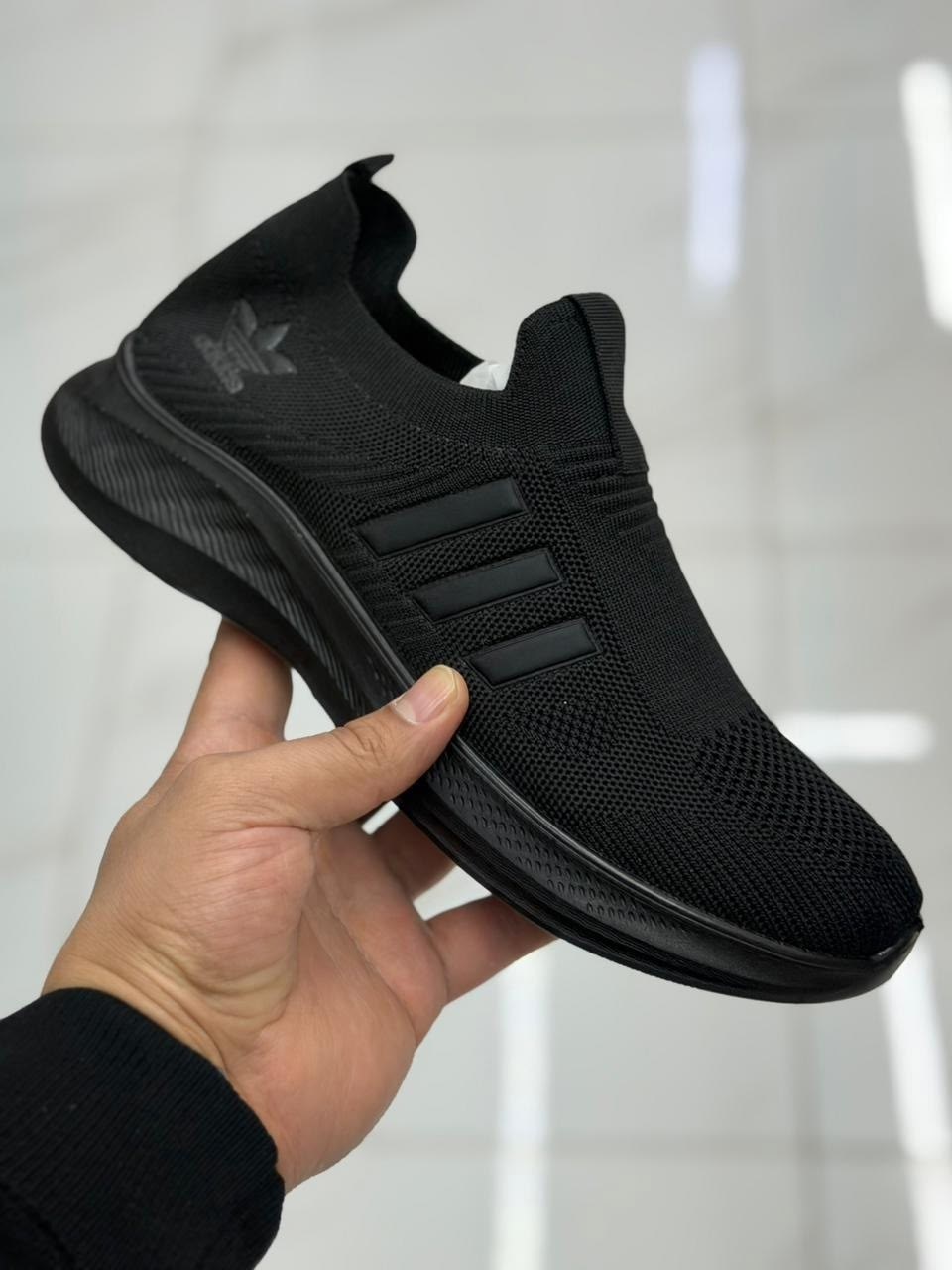 кроссовки мужские adidas,,кроссовки adidas,кроссовки адидас в сеточку,кроссовки адидас мужские в сеточку чёрные