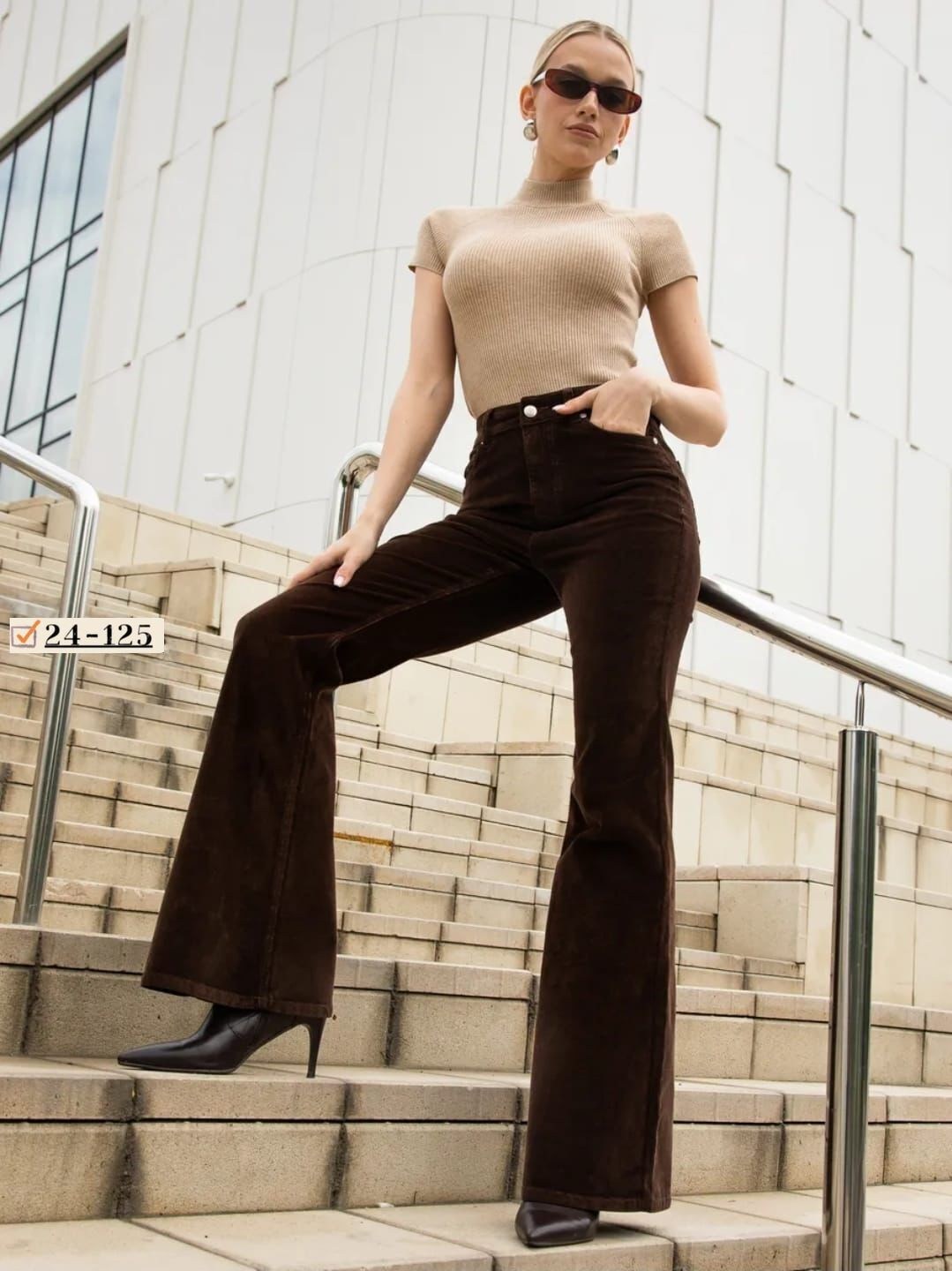 брюки женские вельветовые с широкими штанинами,женские расклешенные брюки однотонные повседневные вельветовые,женские вельветовые брюки,женские вельветовые брюки с заниженной талией,женские расклешенн