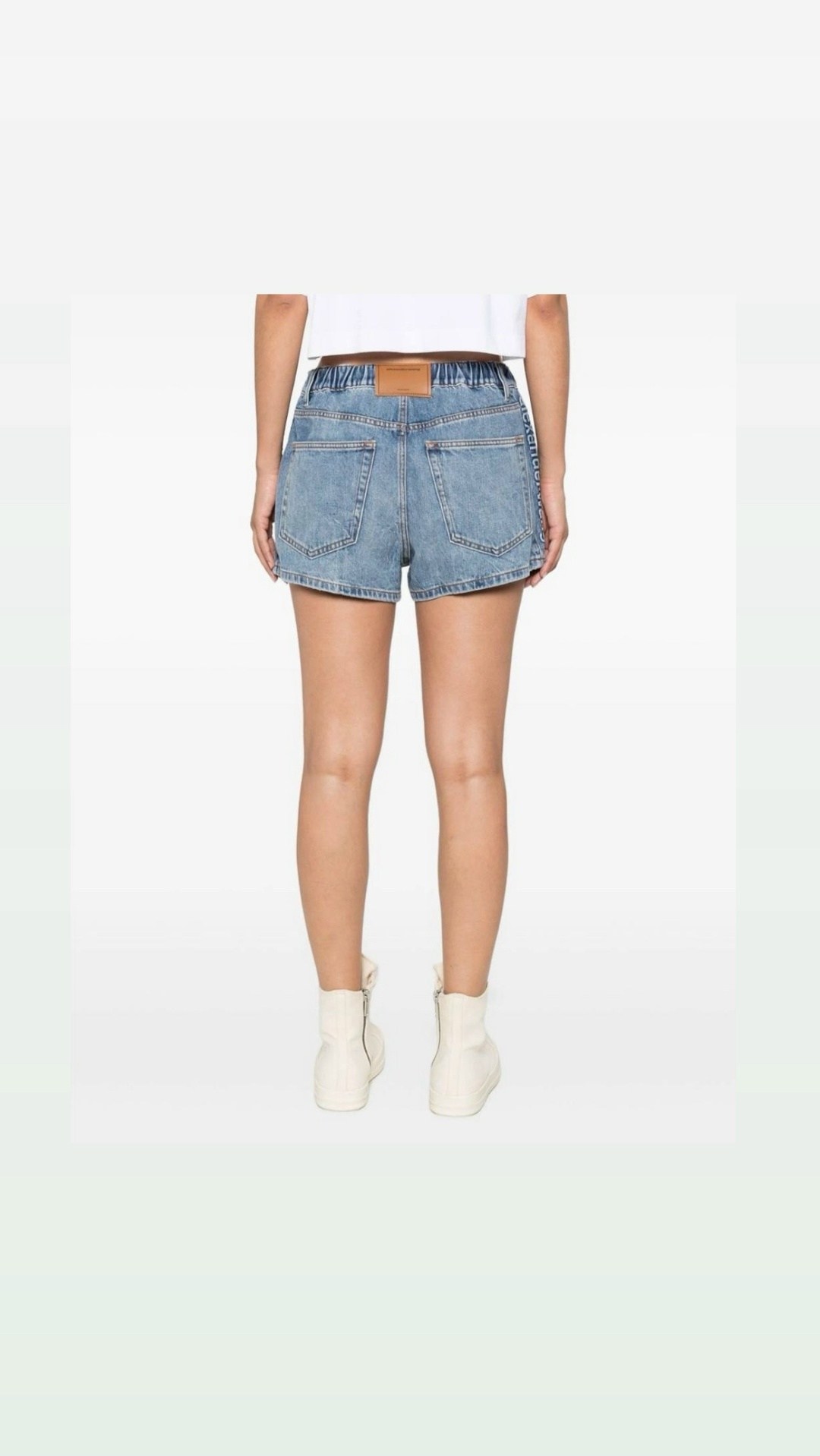 джинсовые шорты,сумка мейсон марджела,короткие шорты,женская сумка,маржела мейсон сумки