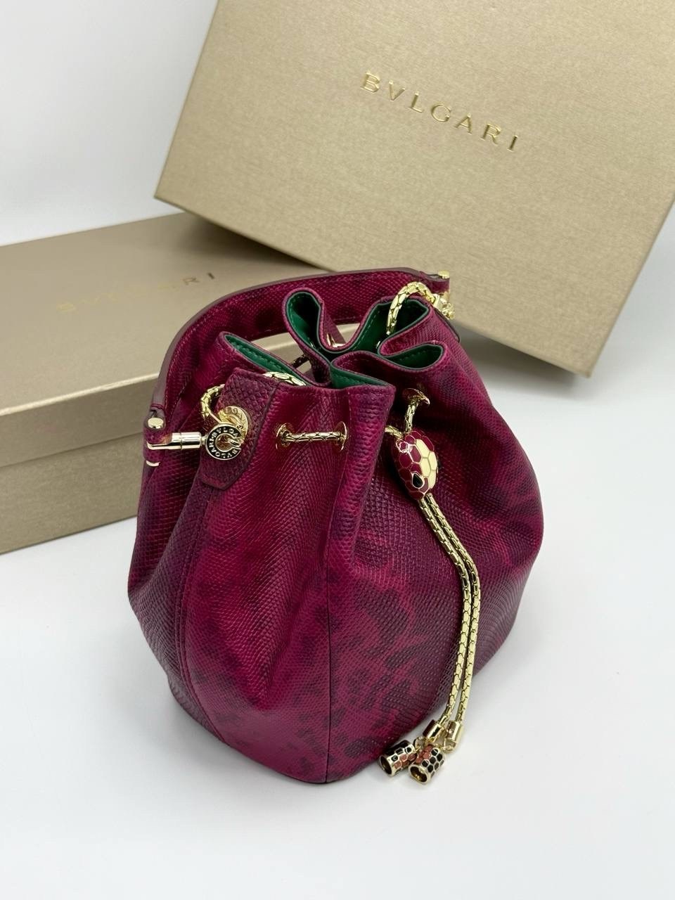 сумка,женская сумка,сумочка,сумка женская bvlgari,модная сумка