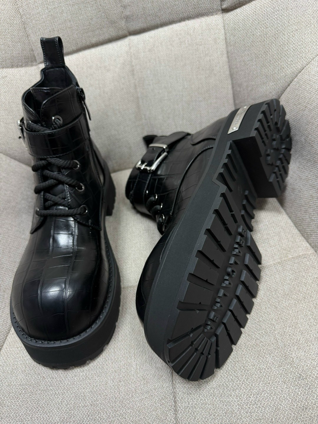 ботинки,женские ботинки,,полусапоги,зимние женские ботинки