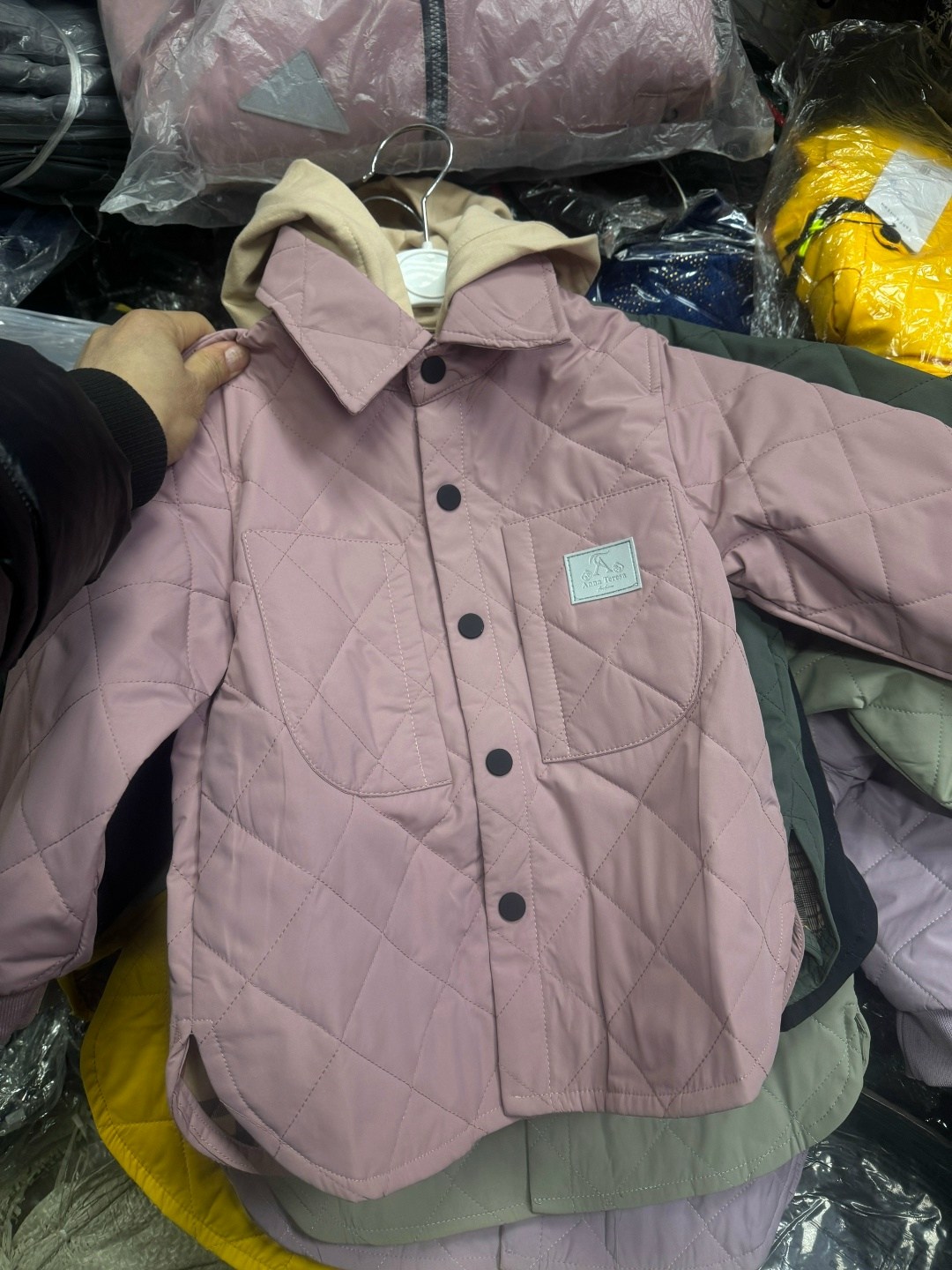 куртка женская,женская демисезонная куртка,куртка,стеганая куртка,легкая куртка