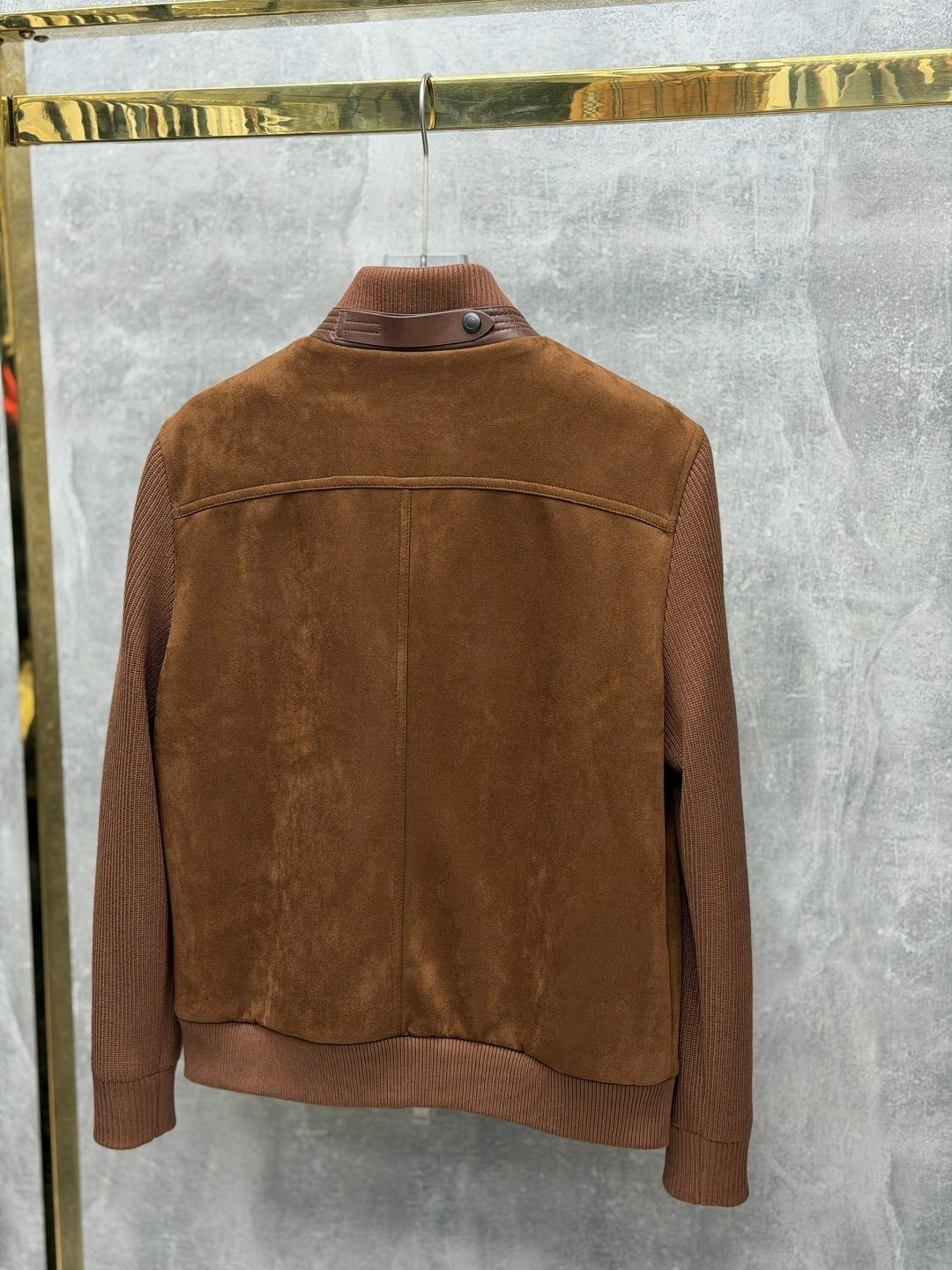 куртка замшевая,замшевая мужская куртка,мужская кожаная куртка,куртка полностью из замши loro piana,кожаная куртка