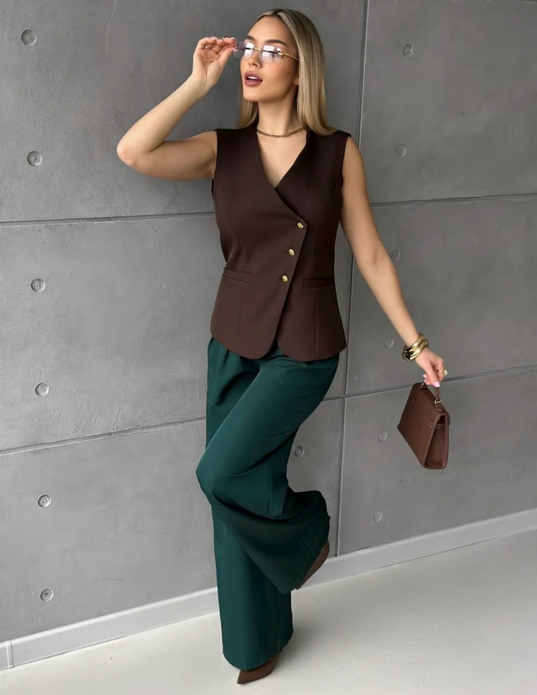 жилет,женский жилет,жилет приталенный,жилет деловой,стильный жилет