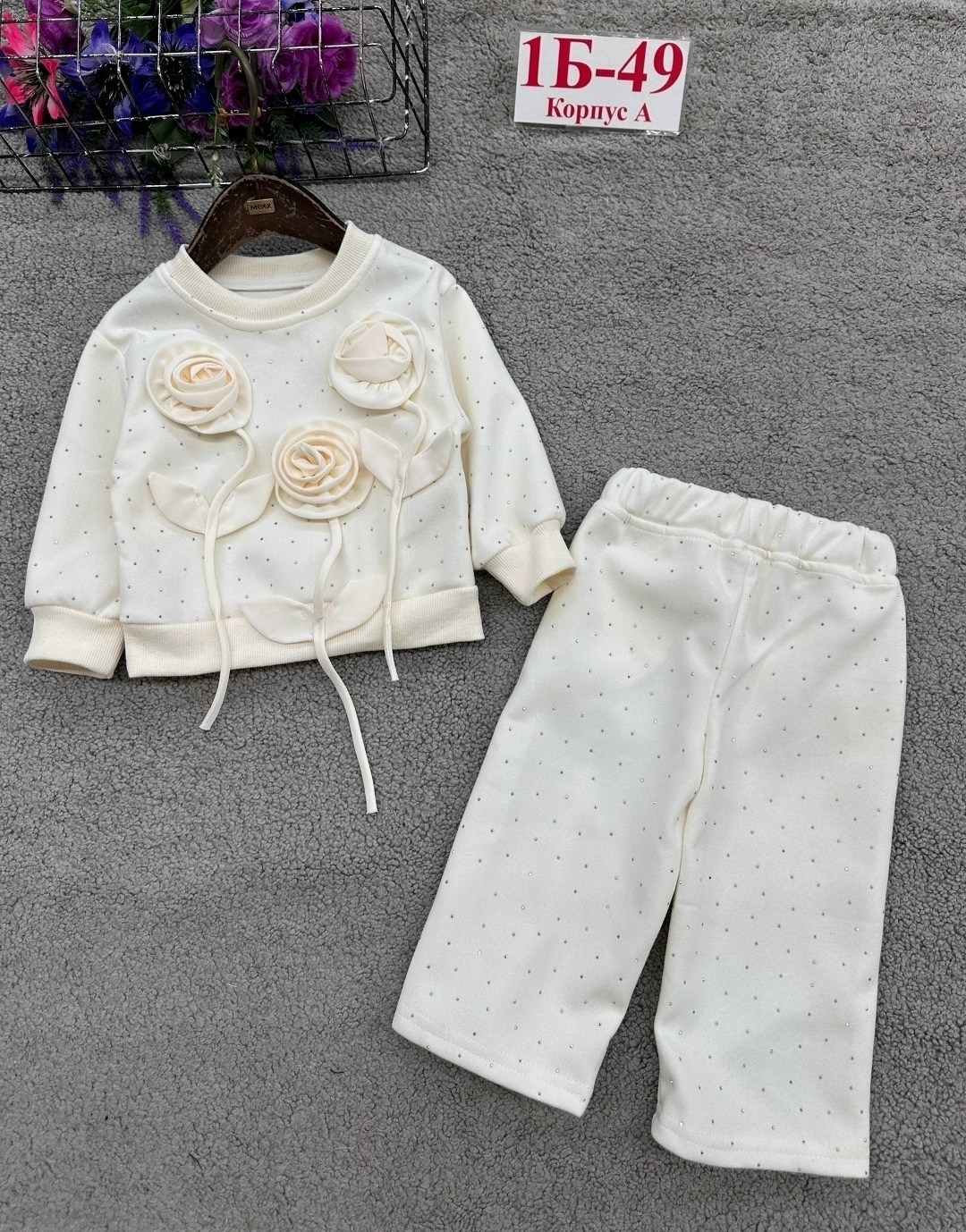 костюм на девочку,одежда для девочек,джемпер для девочек,брюки для девочек,детские костюмы