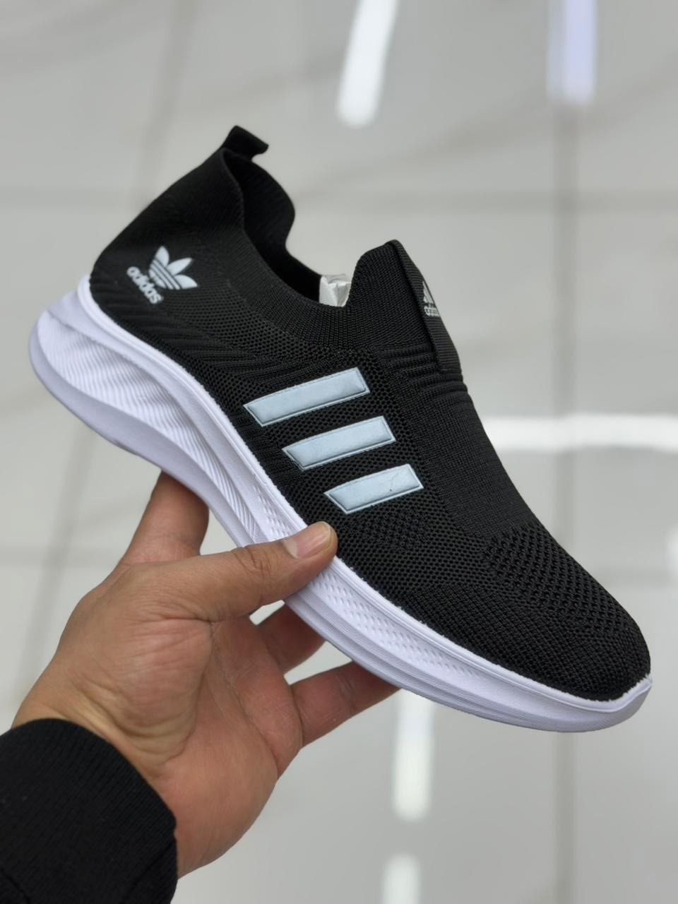 кроссовки мужские adidas,,кроссовки adidas,кроссовки адидас в сеточку,кроссовки адидас мужские в сеточку чёрные