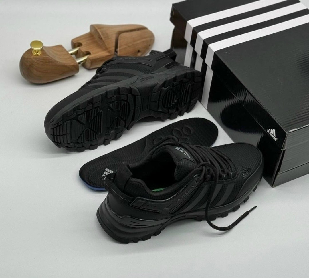 кроссовки adidas мужские,кроссовки adidas,кроссовки демисезонные adidas,кроссовки адидас кожаные,мужские кроссовки adidas terrex